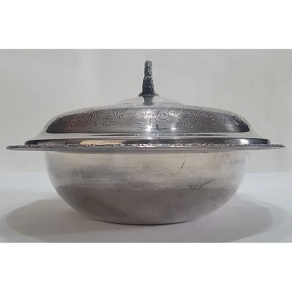VTG International Silver Camelot Covered Vegetable Bowl Silverplate 6162 w Lid